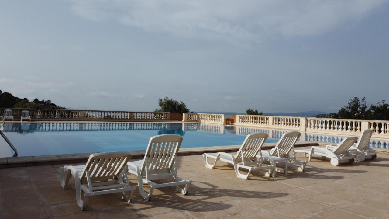 Les Issambres Appart 6 Pers Grande Terrasse Superbe Vue Mer Et Golfe De Saint Tropez, Piscine Exterior photo
